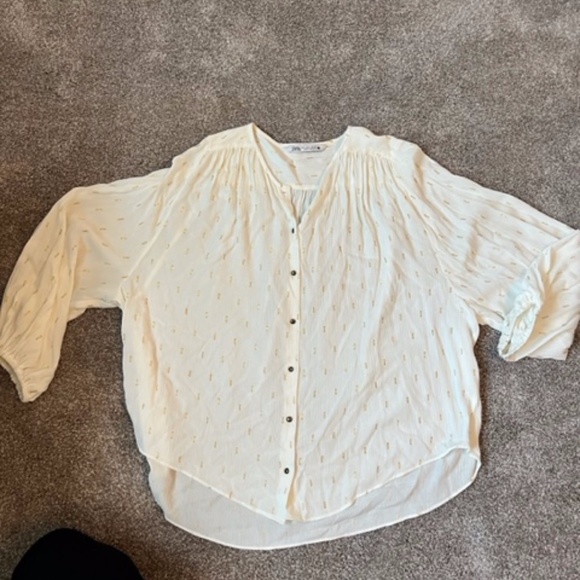Zara Cream Blouse with Button Detail - Picture 1 of 6